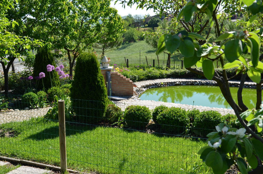 Cascina Castagneto 호텔 CastellʼAlfero 외부 사진